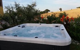 Agriturismo La Stradaccia